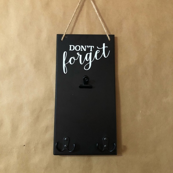 Hobby Lobby Other - Crystal Art Gallery | Don’t Forget Entry Rack Sign Decor Key Rack